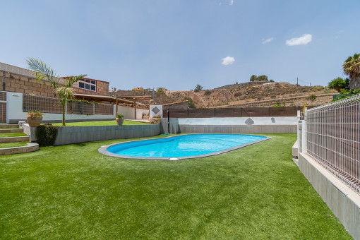 Schönes Stadthaus in einer neuen Siedlung in San Miguel de Abona